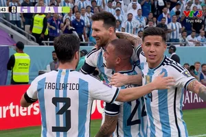 Messi đá phạt góc, Mac Allister đánh đầu sớm mở tỷ số cho Argentina 