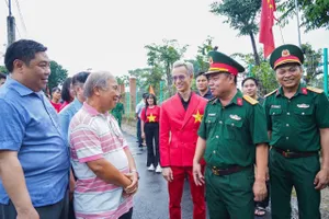 Khánh thành tuyến đường thắm tình quân - dân