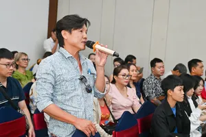 Phường Bến Thành: Đồng hành cùng hộ kinh doanh chuyển đổi từ thuế khoán sang kê khai