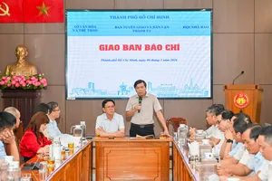 Đấu tranh phản bác thông tin sai trái, xuyên tạc về bầu cử