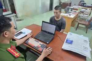 Bắt khẩn cấp đối tượng đánh người can ngăn sau va chạm giao thông