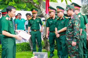 Công tác lấy mẫu được thực hiện khẩn trương