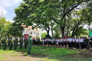 Đưa “Tiết học biên cương” đến với học sinh xã đảo Thạnh An