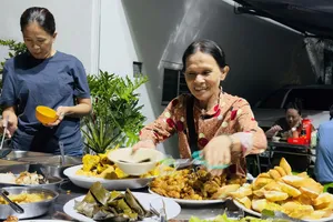 Buffet chay “tùy chọn” trả tiền