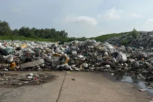 Gấp rút xử lý hàng loạt bãi rác quá tải tại Cần Thơ