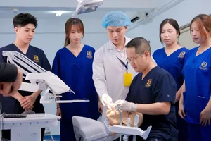 Nâng chất nhiều "bộ lọc" trong đào tạo nhân lực cho ngành y tế