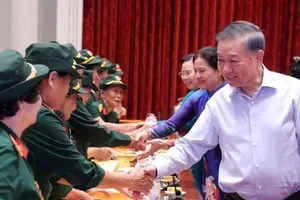 Luôn ghi nhớ công lao của những người đã cống hiến cho Tổ quốc