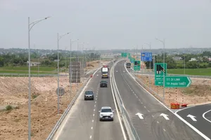 Kiến nghị giải quyết bất cập trên tuyến cao tốc Vĩnh Hảo - Phan Thiết, Phan Thiết - Dầu Giây