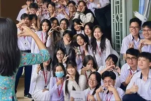 Khi thầy cô cũng “viral”