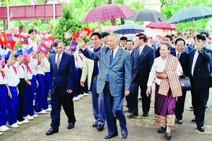 Chủ tịch Khamtay Siphandone: Nhà lãnh đạo xuất sắc của Lào, người bạn lớn của Việt Nam