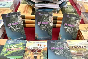 Khi xuất bản đồng hành với du lịch