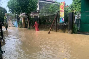 Bão có thể không vào đất liền, Trung bộ mưa lớn