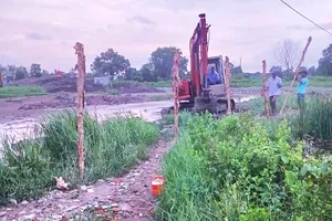 Dự án nhà ở xã hội khóm 5 triển khai xây dựng làm mất đường dân sinh, không mở lối đi mới cho người dân