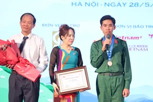 Lý Thăng Long - Chàng quân nhân trẻ mê văn chương