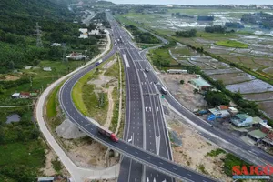 Phấn đấu thông xe toàn tuyến cao tốc Vân Phong - Nha Trang trước 15-10