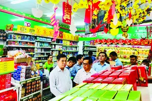 Sức mua hàng tết đang tăng, nguồn cung dồi dào