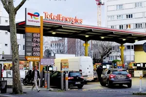 Hợp tác giải quyết khủng hoảng thị trường năng lượng