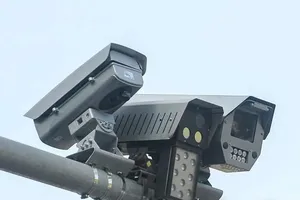 Bị “mắt thần” lột mặt nạ