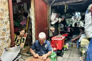 Giữ lời cam kết với dân