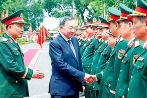 Tổng Bí thư, Chủ tịch nước Tô Lâm làm việc với Sư đoàn Bộ binh cơ giới 308