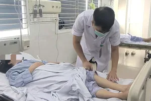 Sốt xuất huyết vào mùa, nhiều ca bệnh diễn tiến nặng