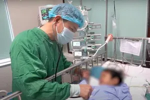 Bệnh nhi được ghép gan tại Bệnh viện Nhi Trung ương. Ảnh: BVCC