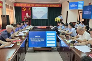 BHXH tỉnh Tuyên Quang làm việc với doanh nghiệp chậm đóng, trốn đóng bảo hiểm. Ảnh: BHXH Việt Nam