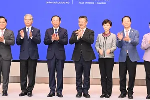 Đoàn đại biểu cấp cao TPHCM đến thăm và làm việc với Thành phố Tri thức Quảng Châu