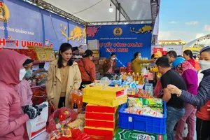 Công đoàn giám sát, vận động đoàn viên tiêu dùng hàng Việt