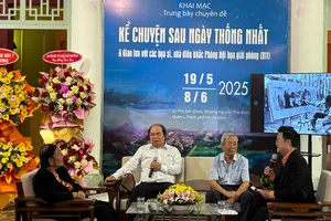 Trưng bày chuyên đề “Kể chuyện sau ngày thống nhất”: Một thời khói lửa qua ngôn ngữ hội họa