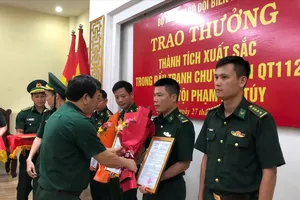 Thưởng nóng BĐBP tỉnh Quảng Trị phá thành công chuyên án ma túy