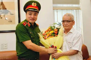 Lãnh đạo TPHCM thăm, chúc thọ người cao tuổi tại TP Thủ Đức