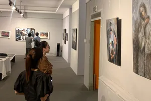 Triển lãm “Gió” của họa sĩ Kim Chi: Suy tư về phận người qua ngôn ngữ hội họa