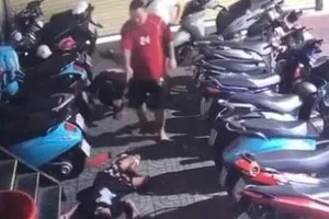 Làm rõ vụ chủ quán internet có hành vi đánh 2 học sinh cấp 2 tại TPHCM