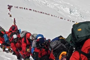 Bước ngoặt chuyển hướng ngành du lịch Everest