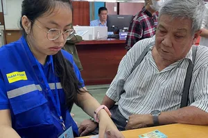 Ổn định tổ chức, giữ nhịp phát triển