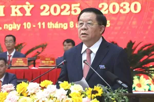 Đồng chí Nguyễn Trọng Nghĩa, Ủy viên Bộ Chính trị, Bí thư Trung ương Đảng, Trưởng Ban Tuyên giáo và Dân vận Trung ương phát biểu chỉ đạo. Ảnh: HỮU PHÚC