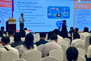 PGS-TS Trần Hùng Sơn, Trường Đại học Kinh tế - Luật (UEL) phát biểu tại diễn đàn