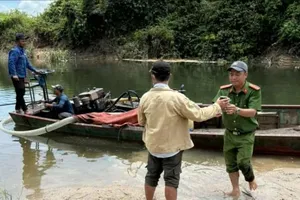 Phát hiện điểm khai thác cát trái phép ở Đắk Lắk