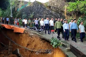 Phó Thủ tướng Mai Văn Chính kiểm tra công tác khắc phục hậu quả mưa lũ tại Tuyên Quang