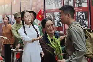 Khai mạc trưng bày chuyên đề “Vang mãi khúc khải hoàn”