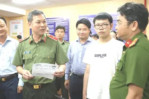 TPHCM: Ra mắt bộ phận tiếp nhận và trả kết quả công an cấp xã