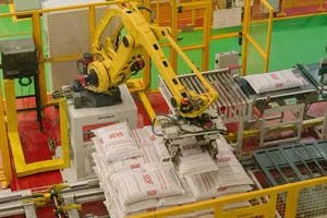 Tăng tốc đầu tư nhà máy thông minh