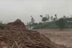 Lở đất và lũ quét tại Indonesia: 7 người thiệt mạng, 82 người mất tích