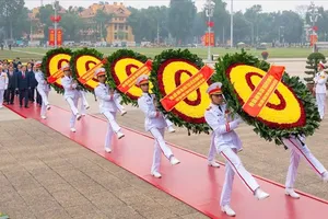 Lãnh đạo Đảng, Nhà nước vào Lăng viếng Chủ tịch Hồ Chí Minh