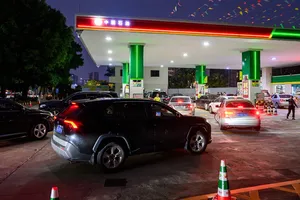 Một trạm xăng tại tỉnh Quảng Đông, Trung Quốc. Ảnh: XINHUA 