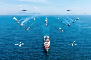 Phát huy truyền thống anh hùng