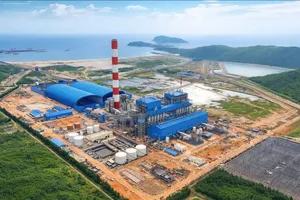 Tổ máy 1 Nhà máy Nhiệt điện Quảng Trạch I đốt than lần đầu thành công