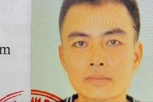 Phú Thọ: Khởi tố người cha bạo hành con trai 7 tuổi
