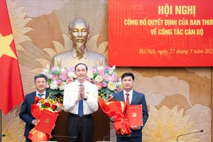 Công bố các quyết định của Ban Thường vụ Đảng ủy Quốc hội về công tác cán bộ